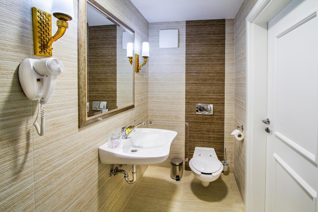 A Hoteli - Hotel Sloboda Sabac Room photo